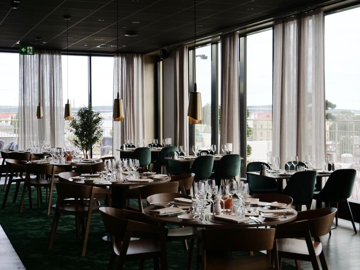 Clarion Hotel Сундсвалль Экстерьер фото